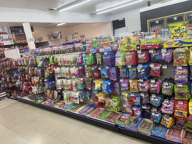 A&A Snack Market photo 4