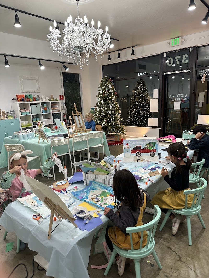 Victoria Art Studio photo 2