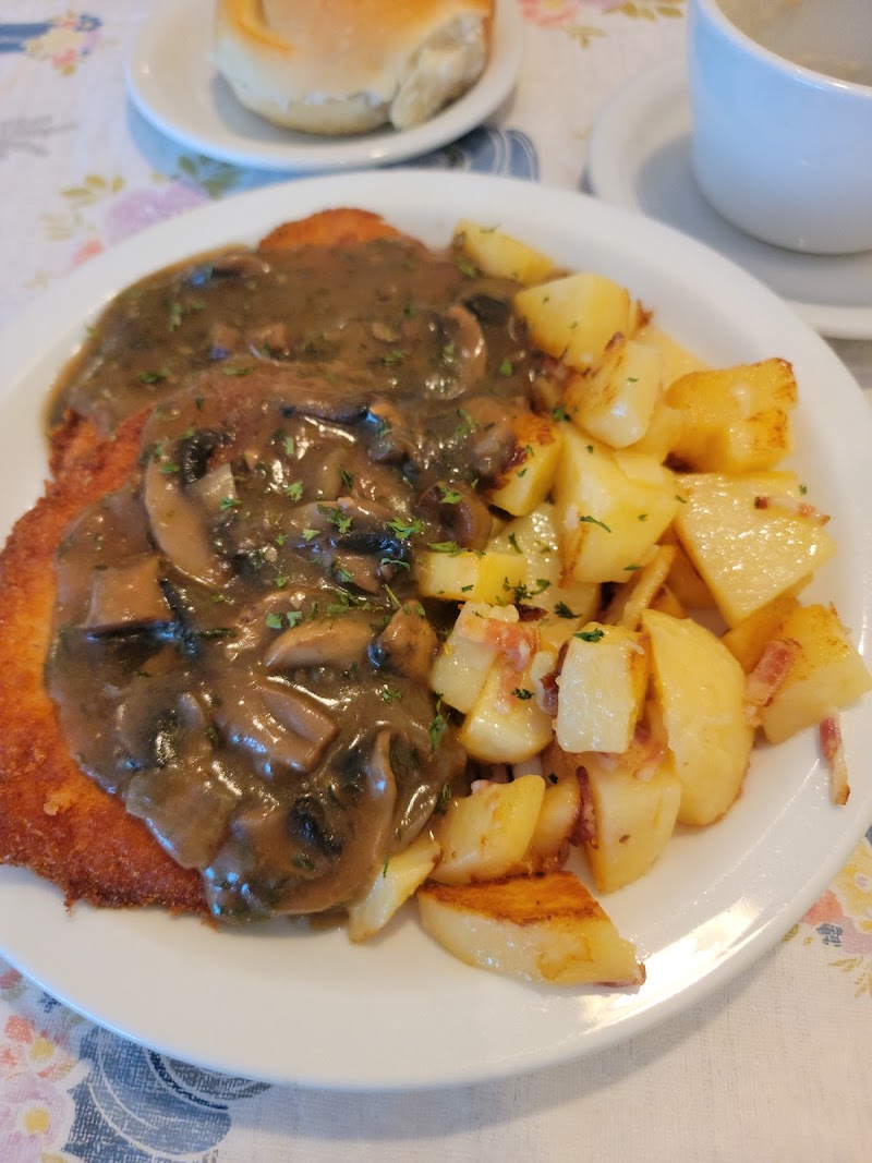 Angelika's German Imports photo 3