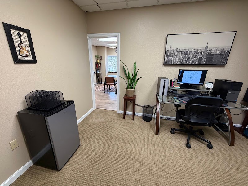 Las Americas Notary & Tax Services photo 2