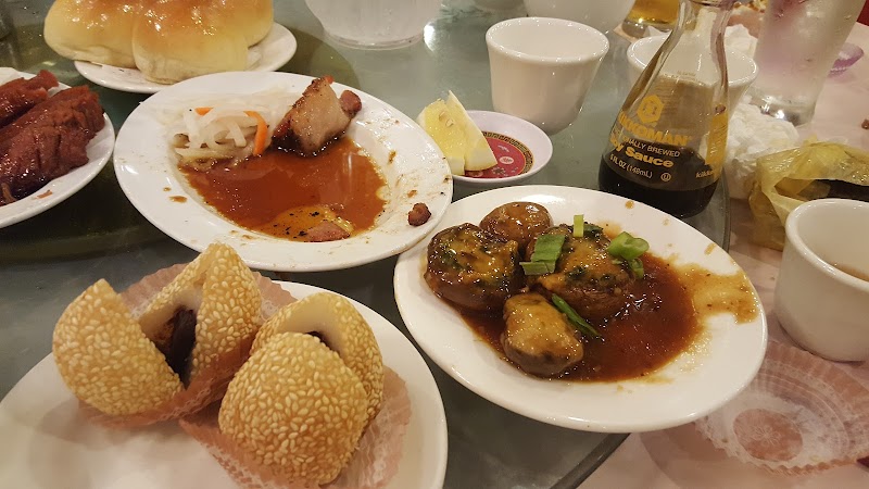Golden Dragon Restaurant photo 2