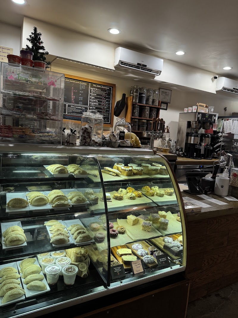 Muddy Paw Coffee & Park Eagle Rock photo 5