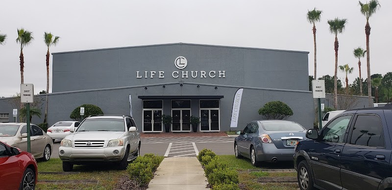 Life Church - Wesley Chapel photo 2