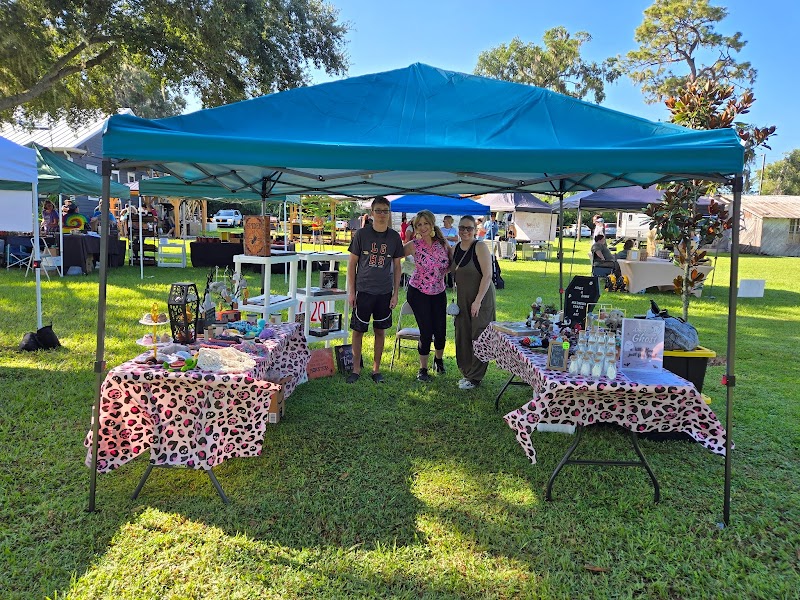 The Hive & Harvest Market photo 3