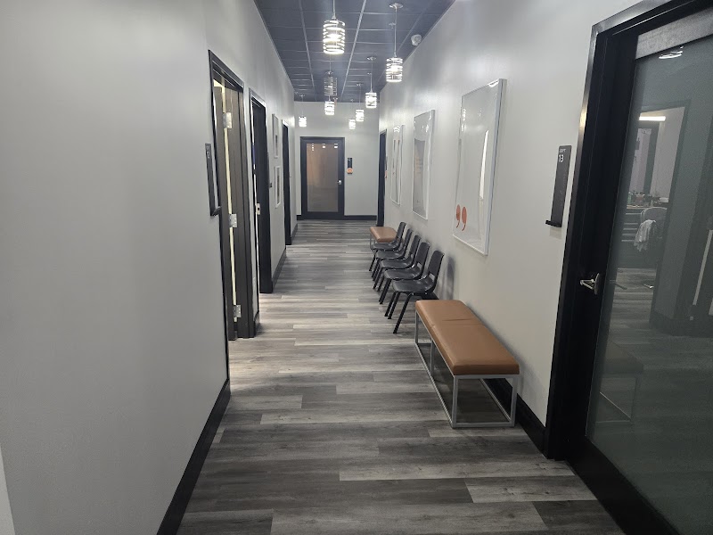 The Royal Barber Lounge photo 5