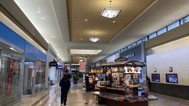Serramonte Center photo 4