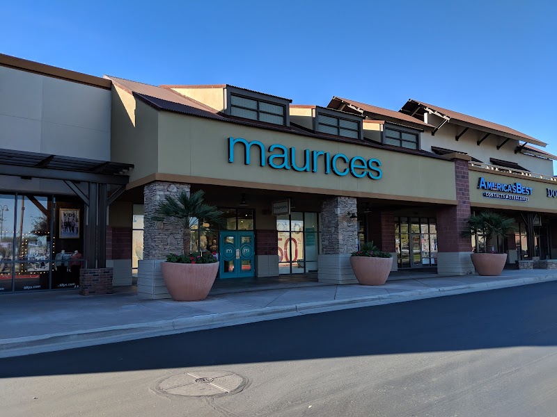 Maurices photo 3