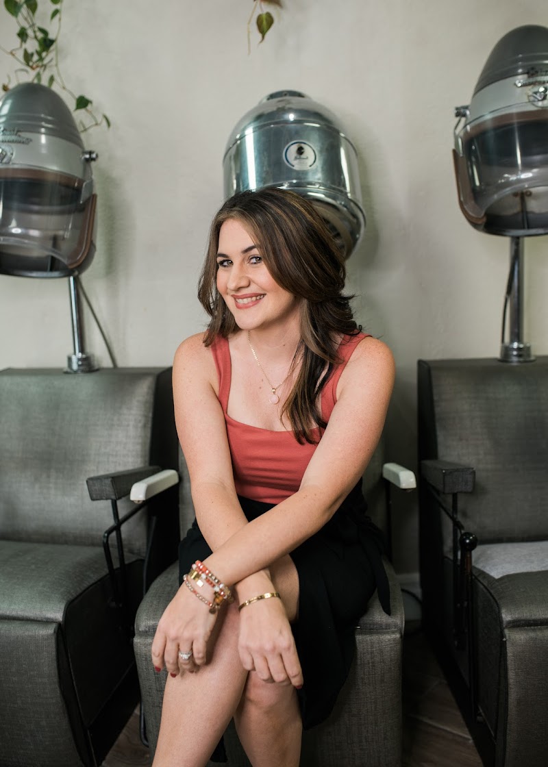 Novel Beauty Salon photo 2