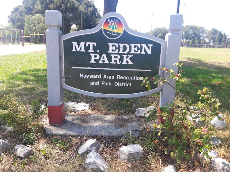 Mount Eden Park photo 2