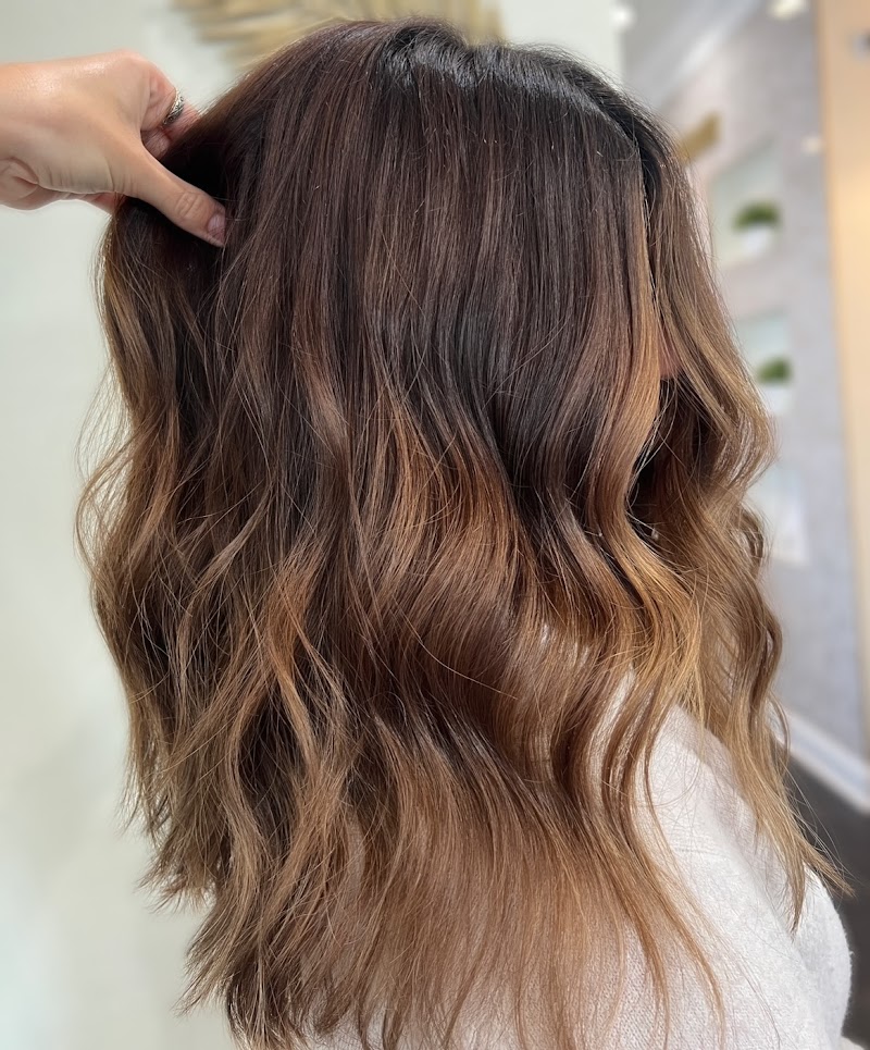 Selenite Hair Studio photo 5