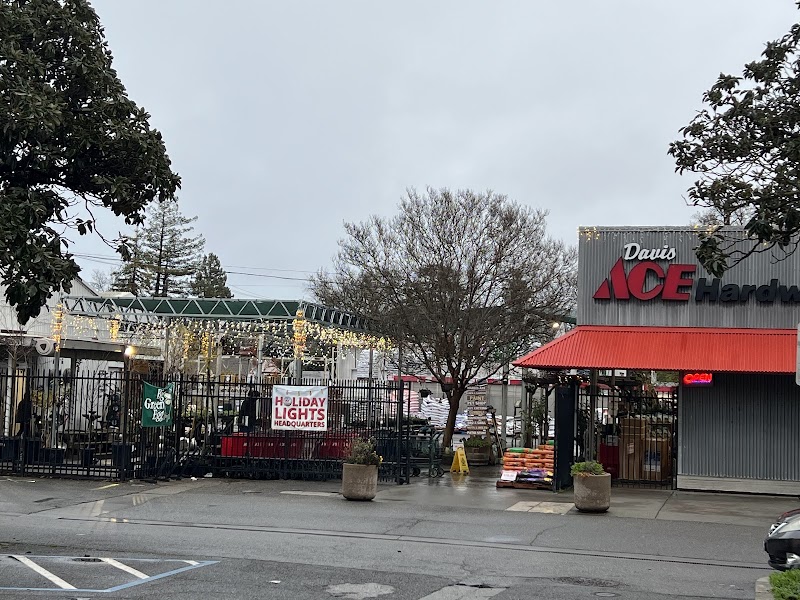 Photo of Davis Ace Hardware