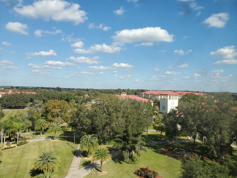 Donald R Tapia School of Business photo 3