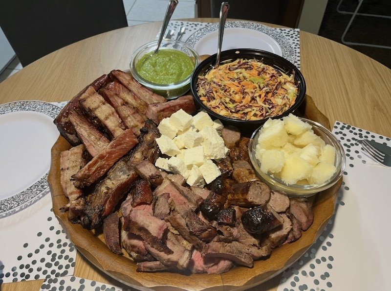 Piggys Tampa Smoked & Grill photo 4