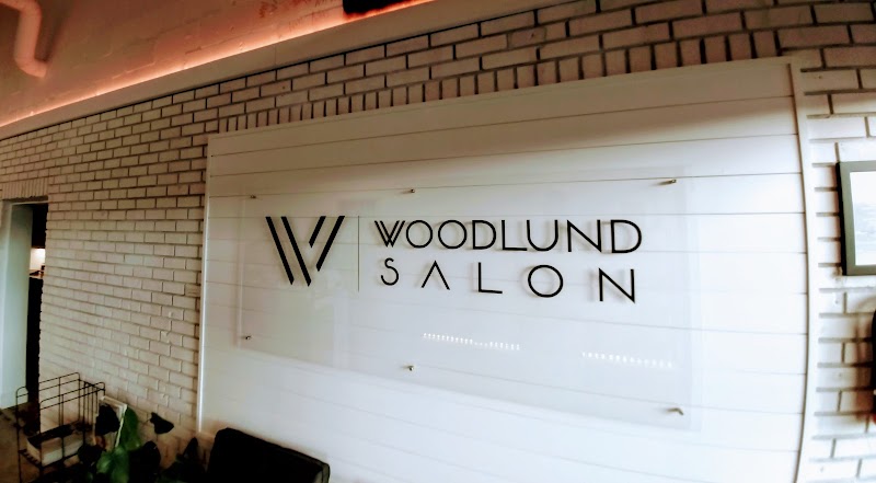 Woodlund Salon photo 5