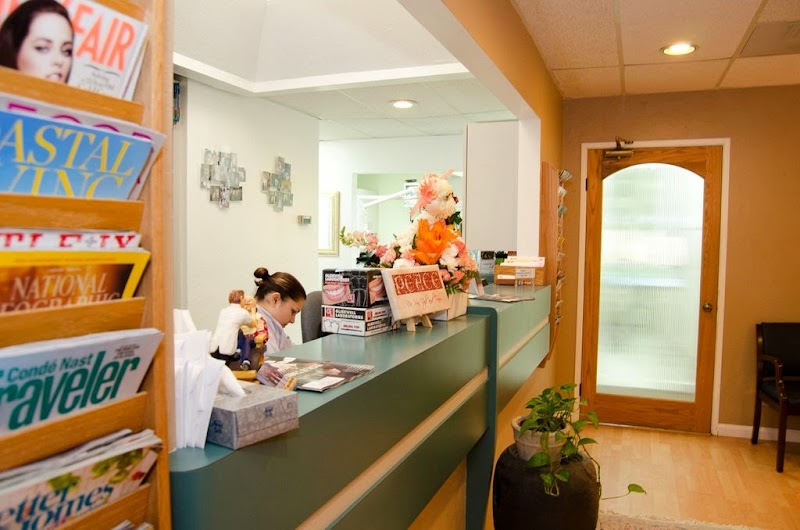 Raynato Castro, DDS photo 4
