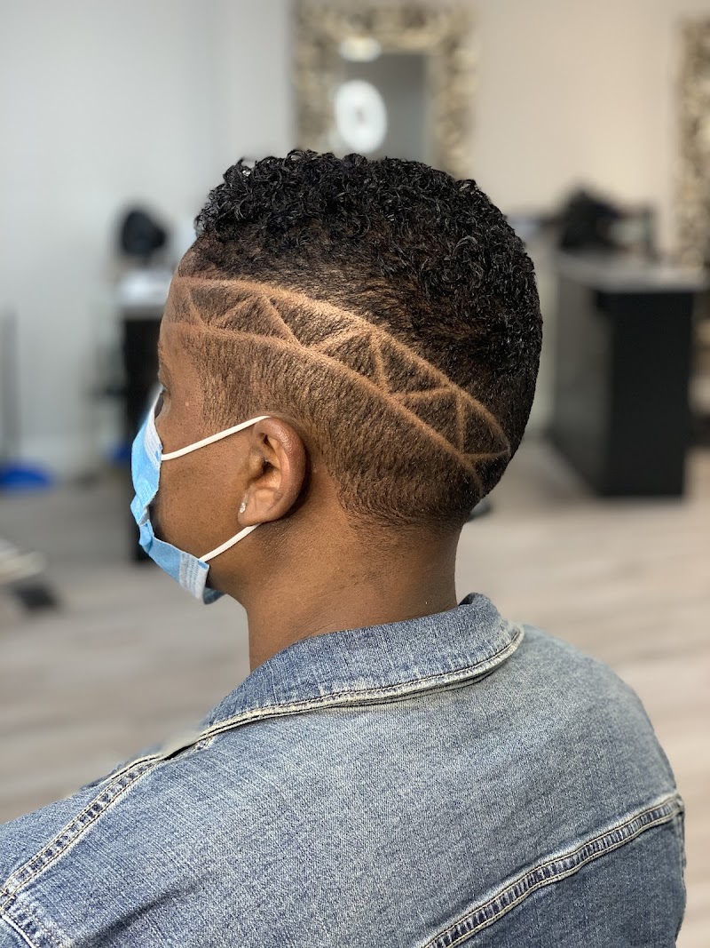 Jae Monet Hair photo 4