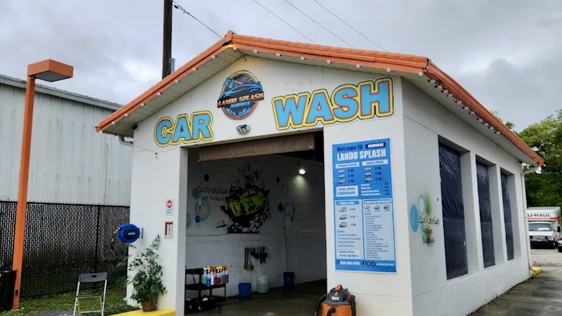Photo of Lando splash handwash