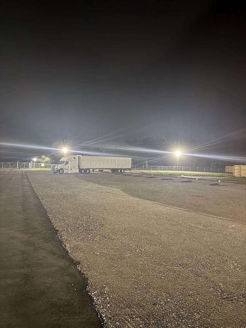 Lakeland Truck Parking, LLC. photo 2