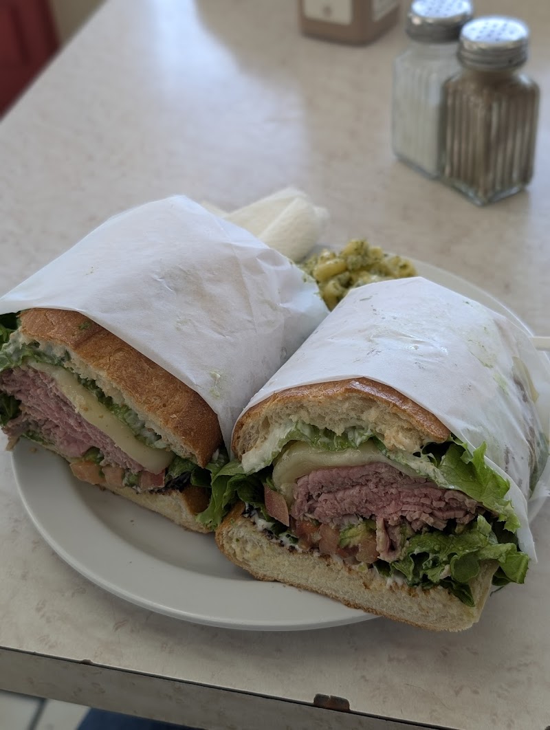 Leonardo's Deli Cafe photo 3