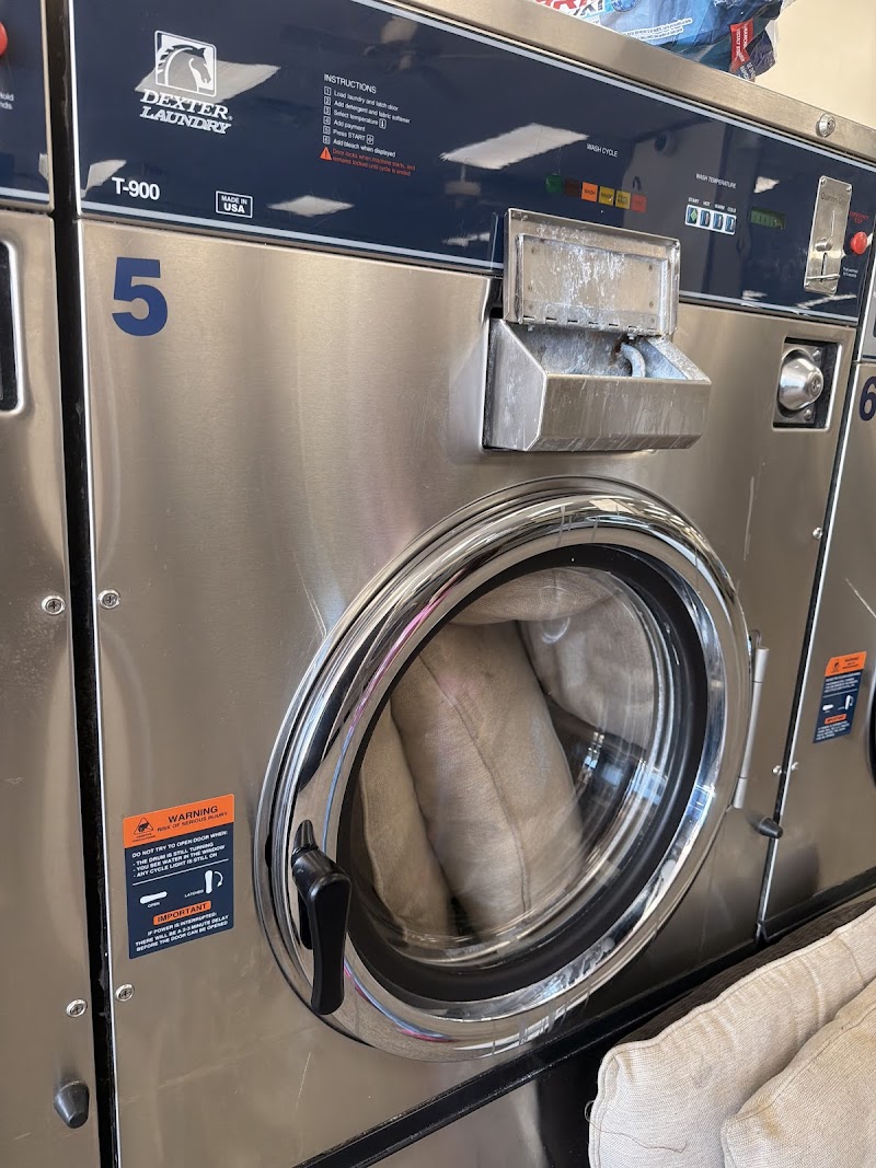 Olde Henry's Coin Laundry photo 3