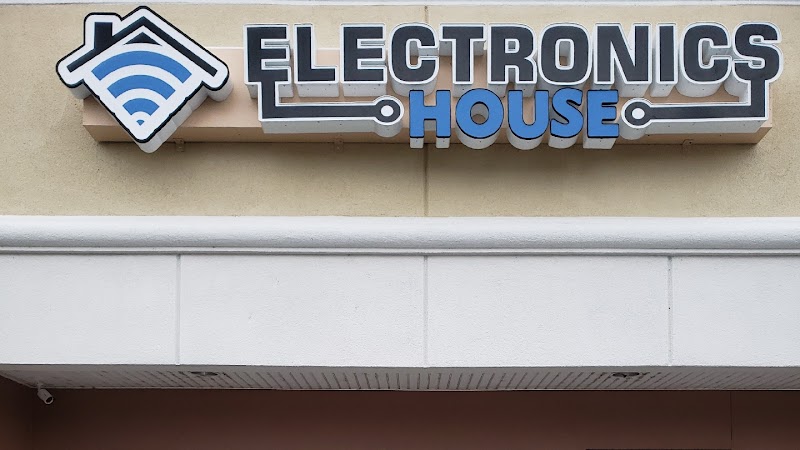 Electronics House photo 2