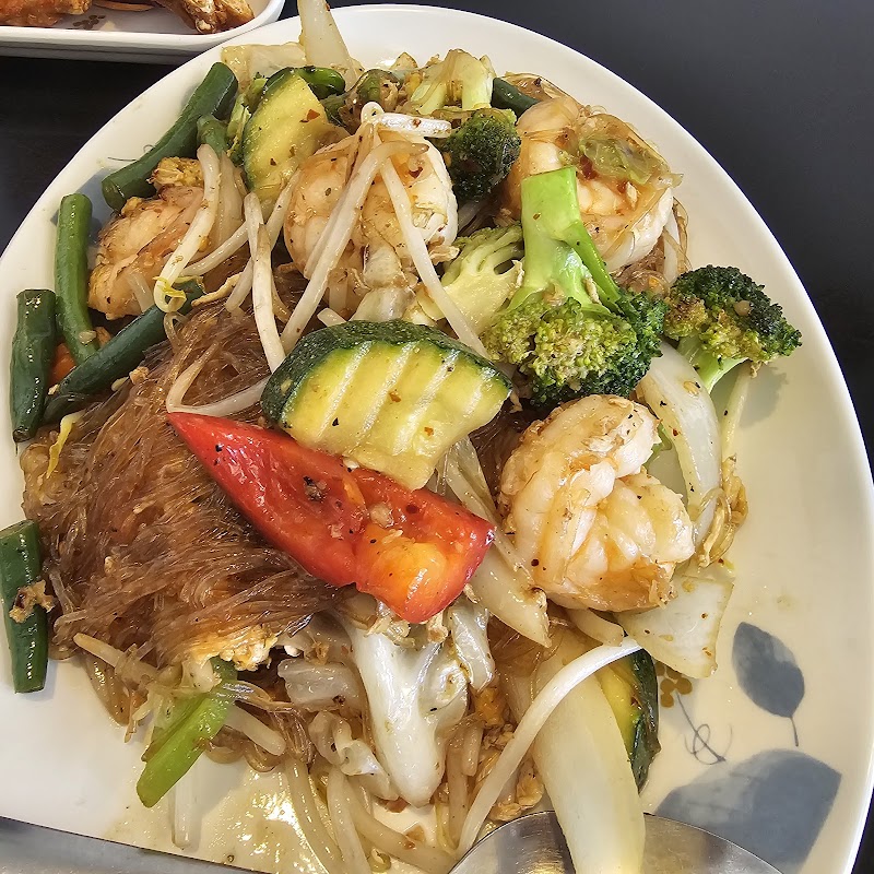 Bee House Thai Cuisine photo 5