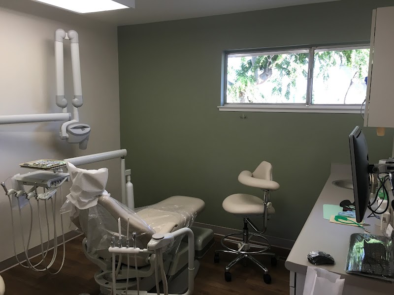 Infantino Dental photo 3