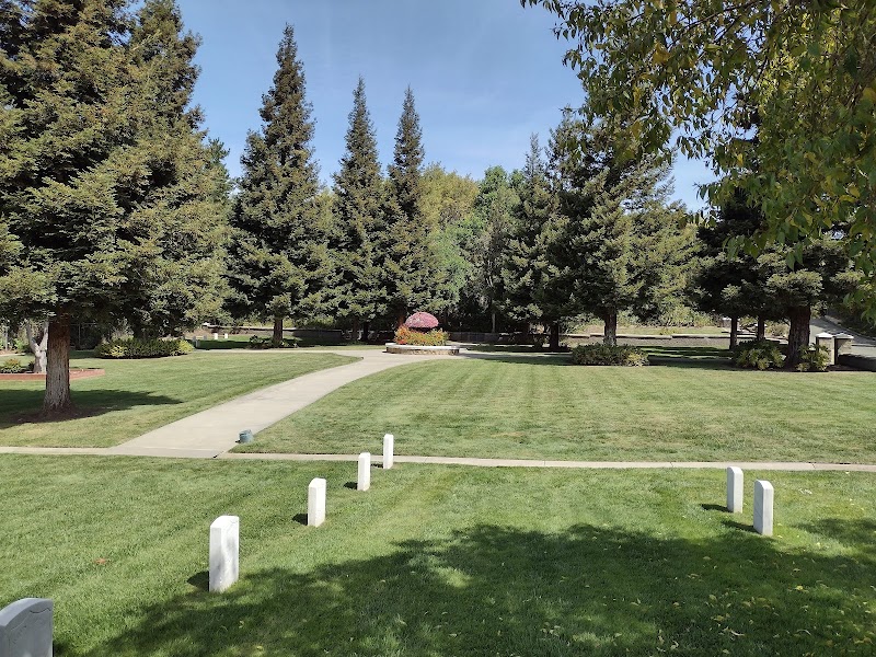 Benecia Arsenal Post Cemetery photo 4