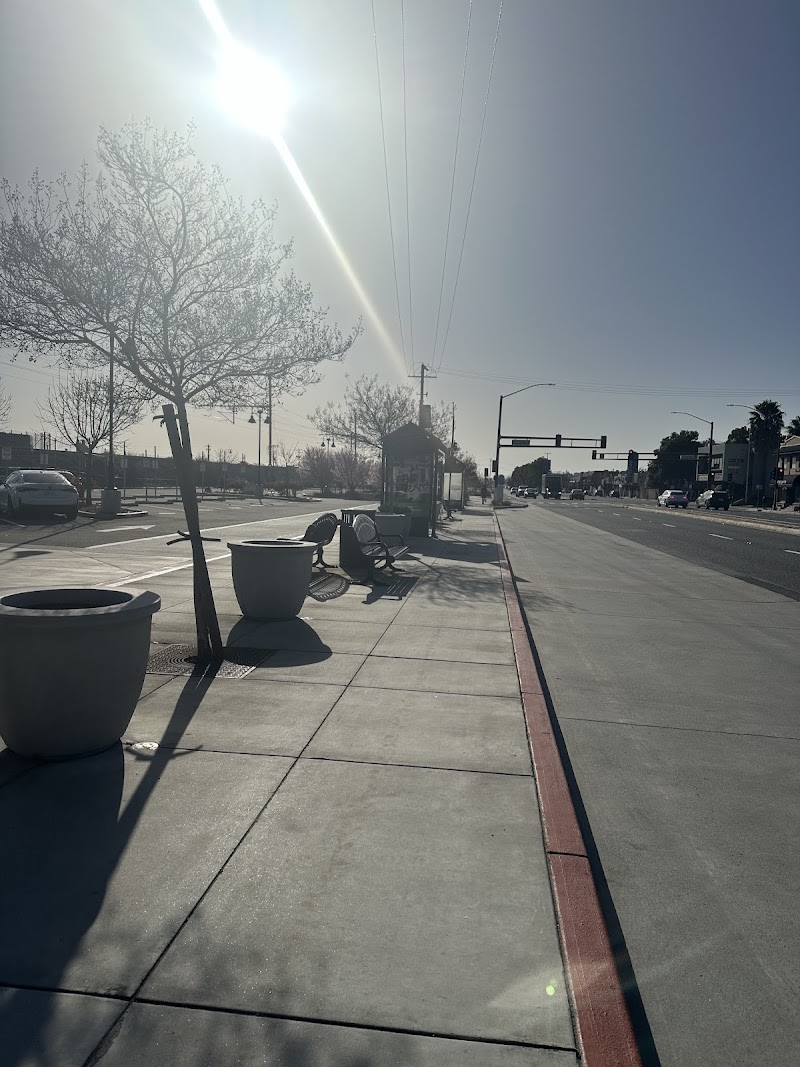 El Camino Real & San Carlos Ave photo 2