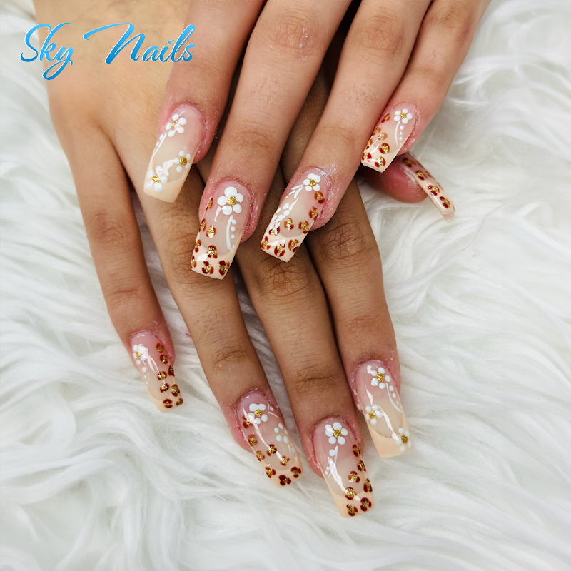Sky Nails photo 4