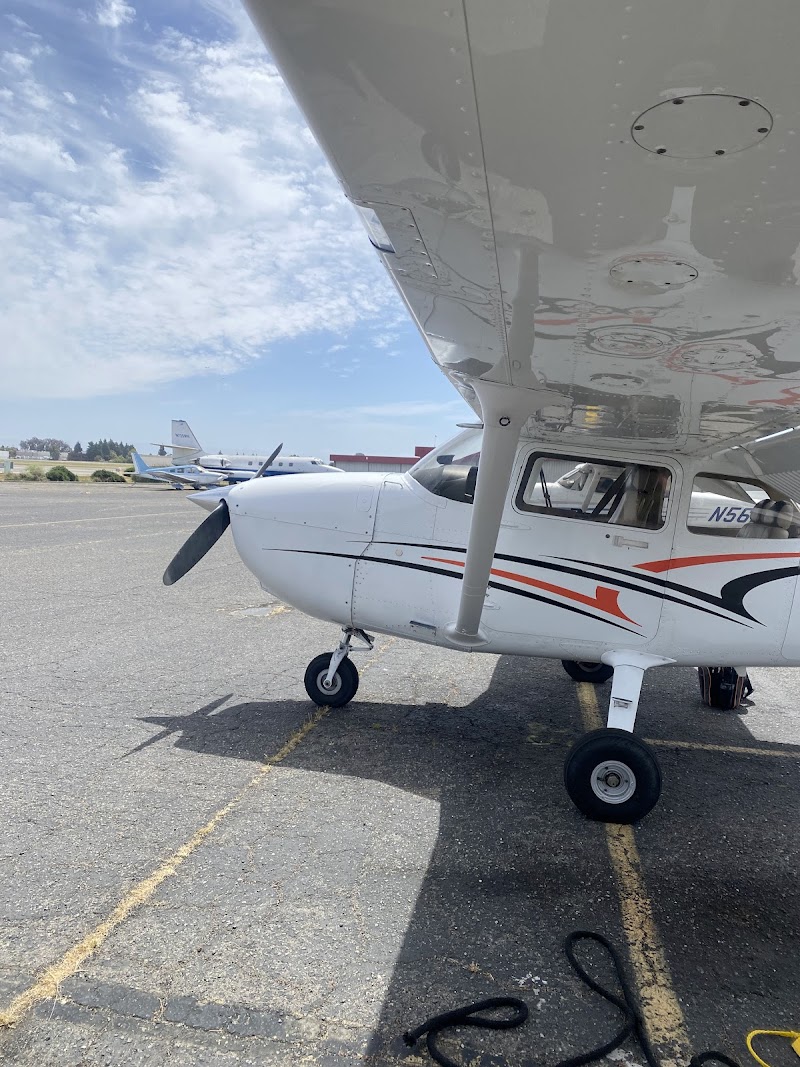 California Airways photo 5