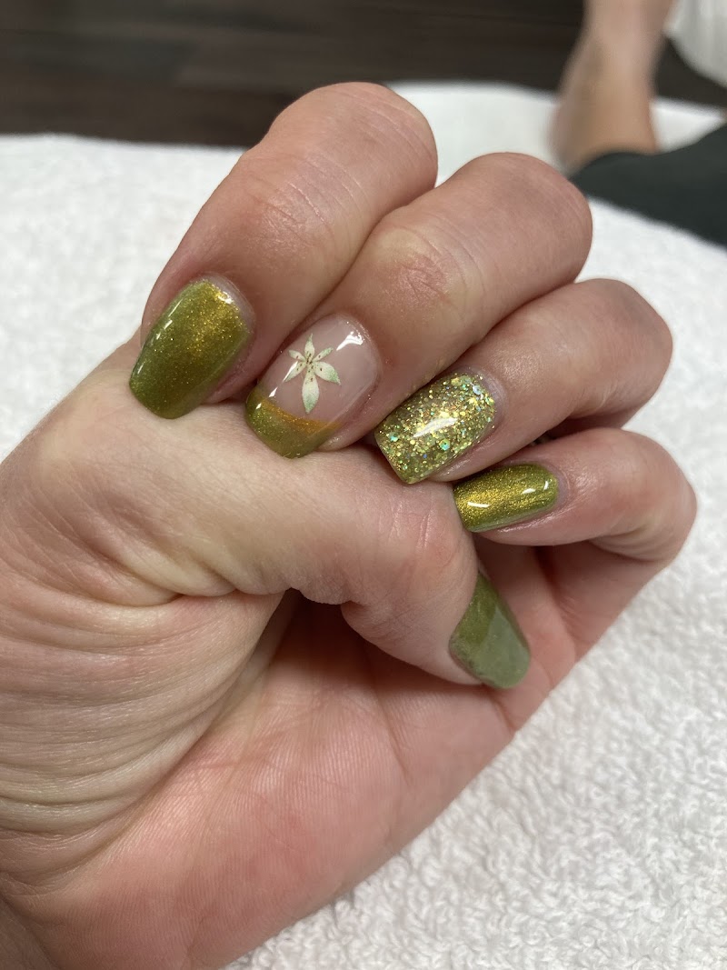 Happy Nails & Spa photo 3