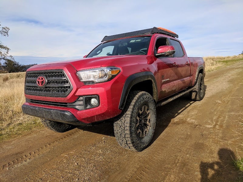 Cloverdale Automotive & Tires photo 3