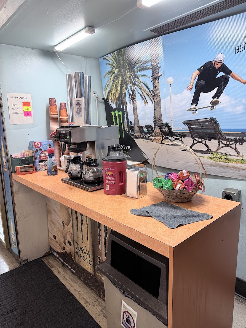 Hoppy’s Food Mart photo 4