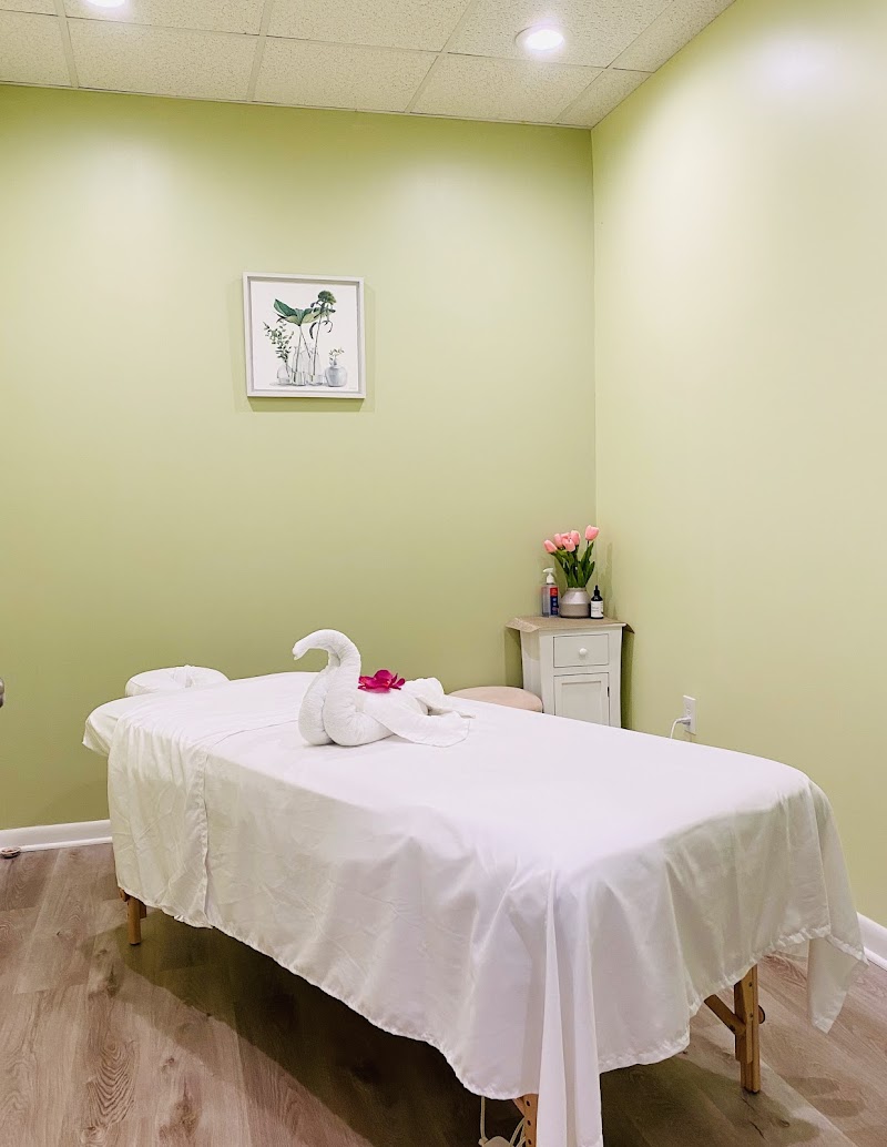 Lux Massage and Spa photo 4