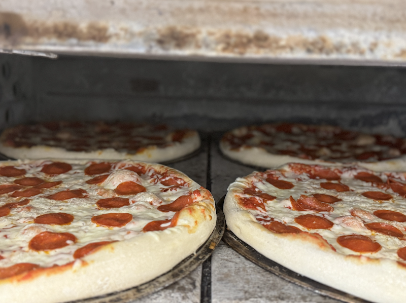 GiGi's Pizzeria photo 2