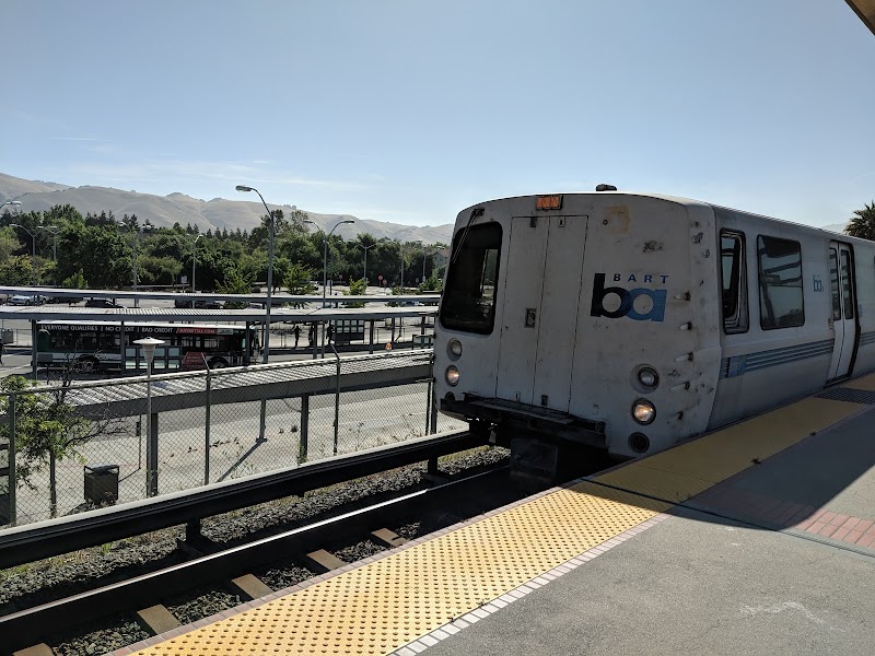 Fremont BART photo 2