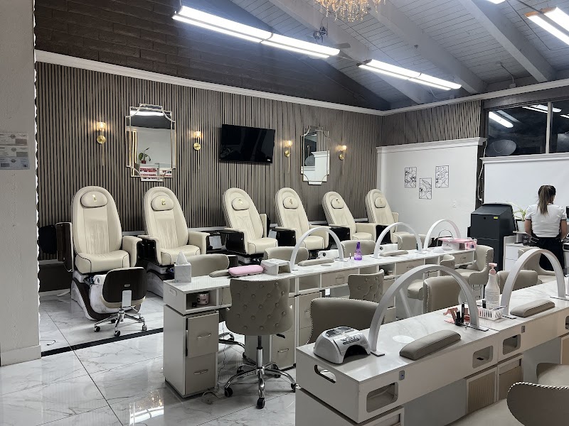 Picasso Nail and spa photo 2