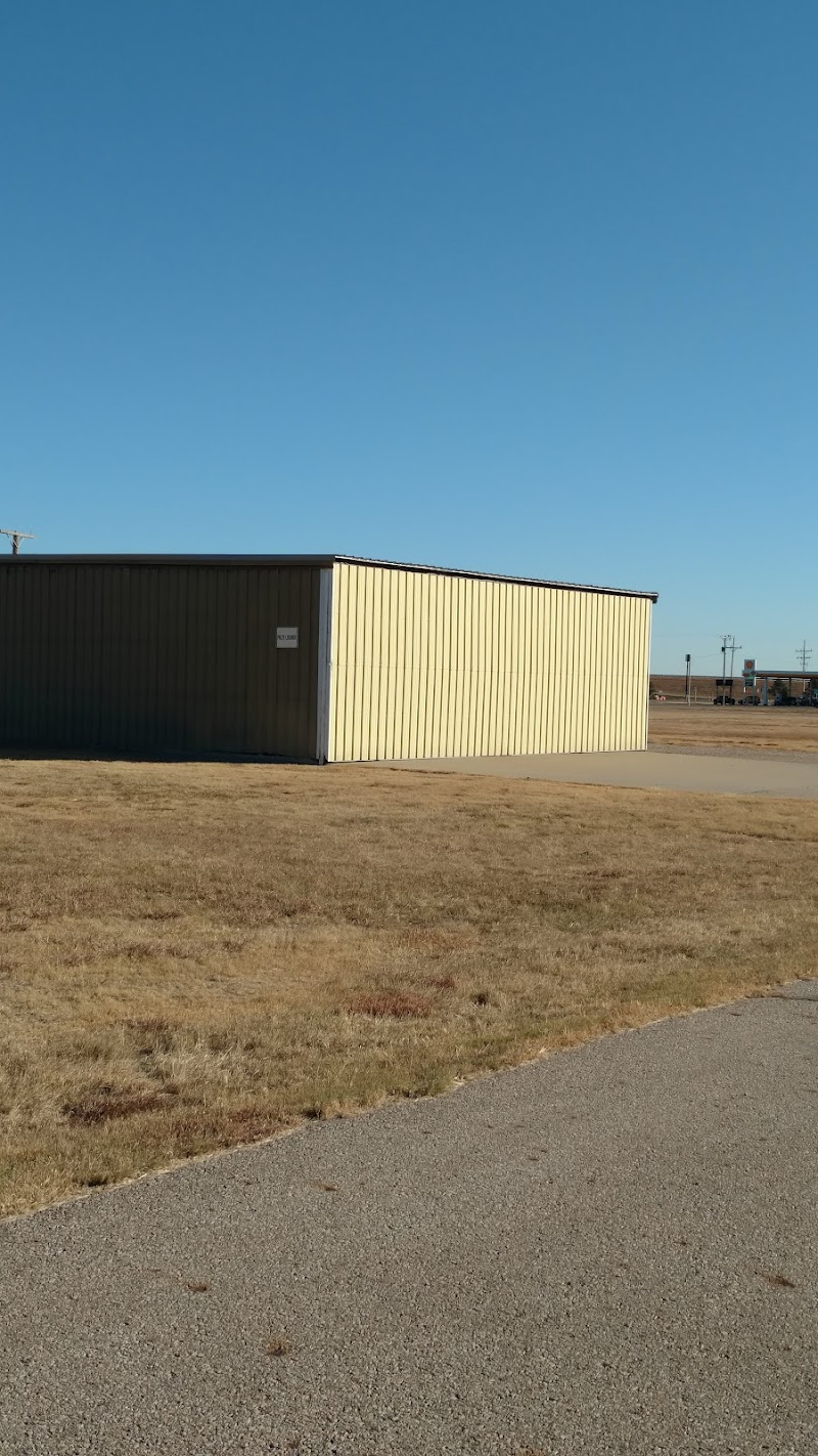 Oakley Municipal Airport photo 5