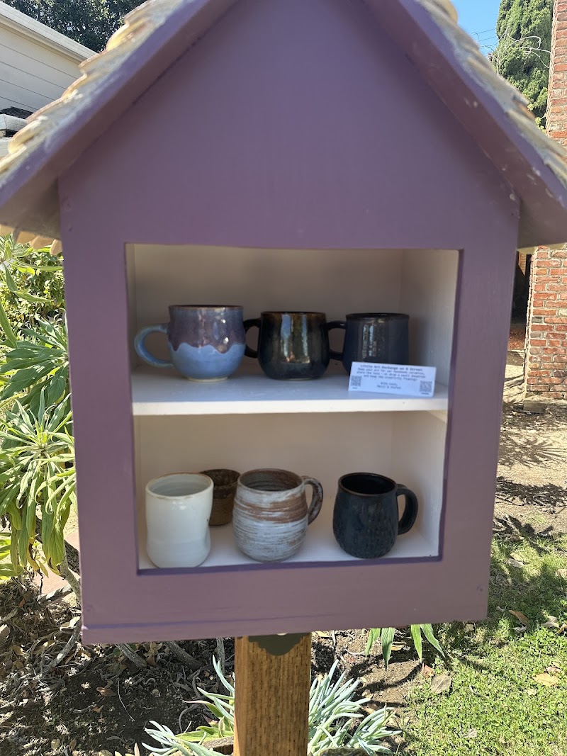 ceramic sidewalk art exchange photo 2