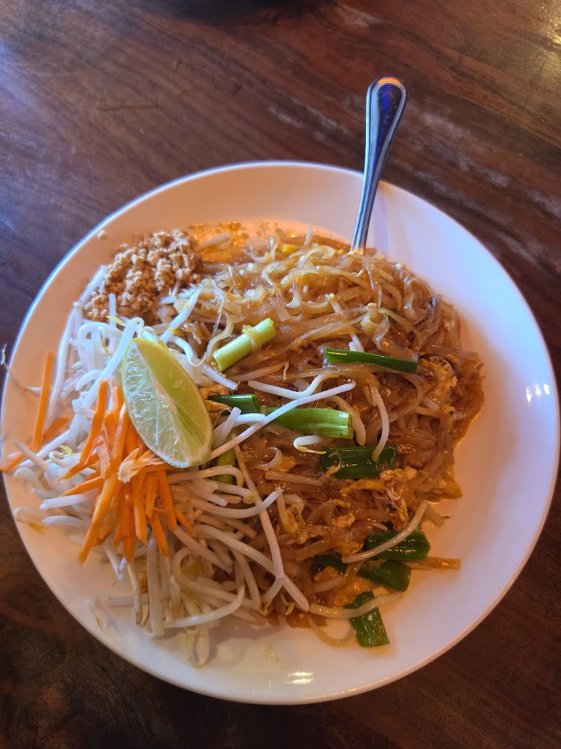 Isarn Garden Thai Cuisine photo 4