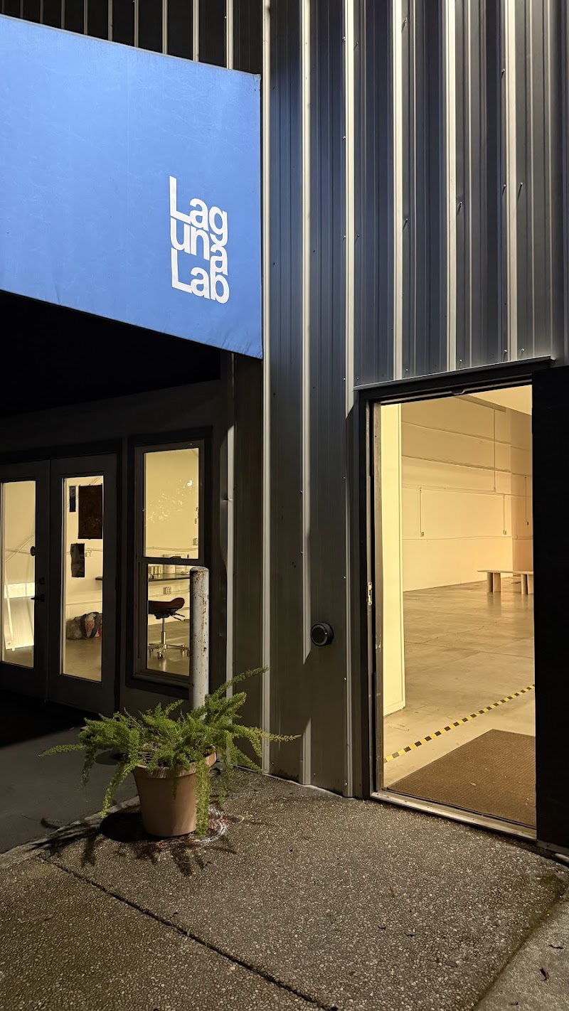 Laguna Lab photo 3
