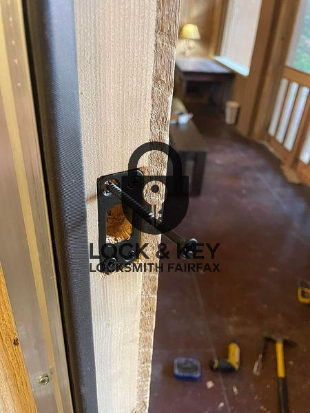 Lock & Key Locksmith Fairfax photo 4