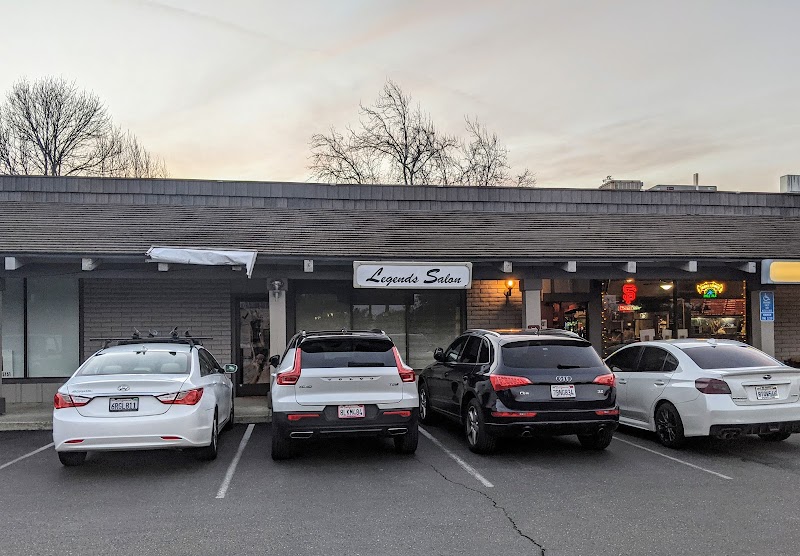 Legends Salon photo 3