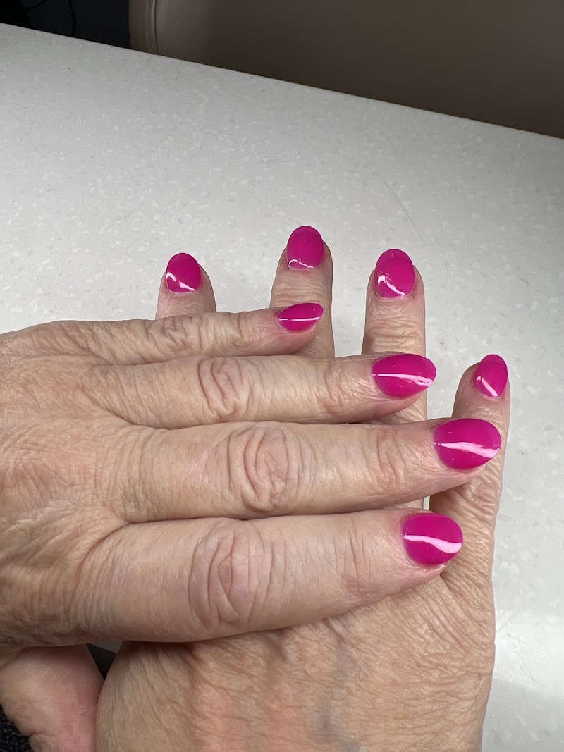 TC NAILS AND SPA photo 4