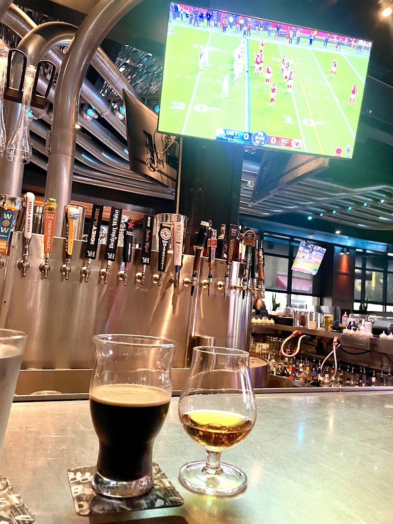 Yard House photo 5