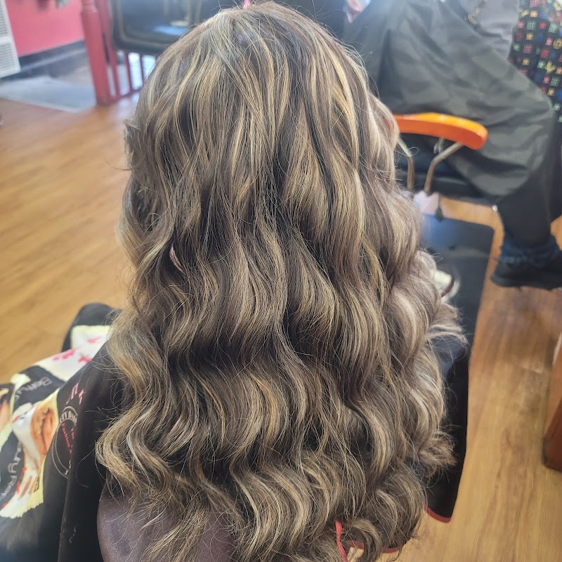 Emily Salon photo 5