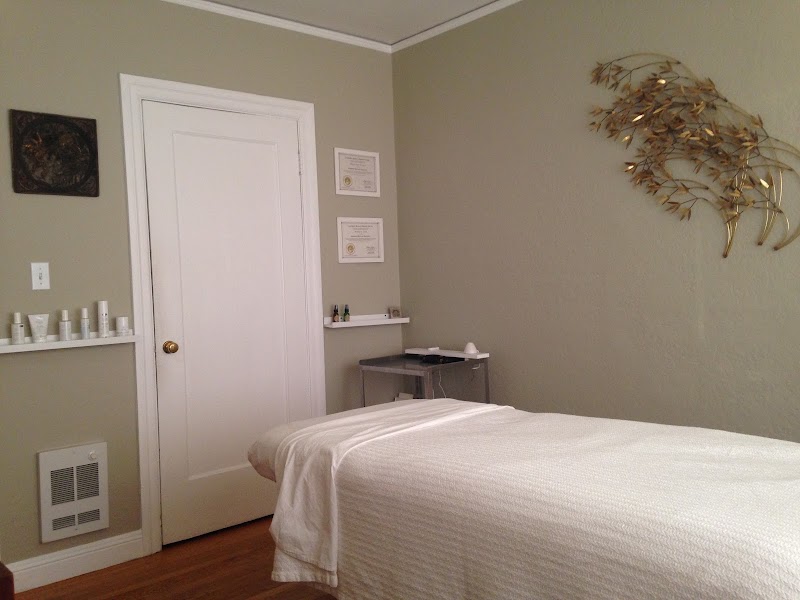 Heather Lind Massage Berkeley photo 3