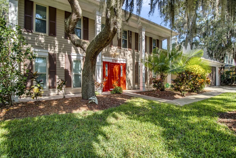 Photo of Tampa Bay Large Pool Home