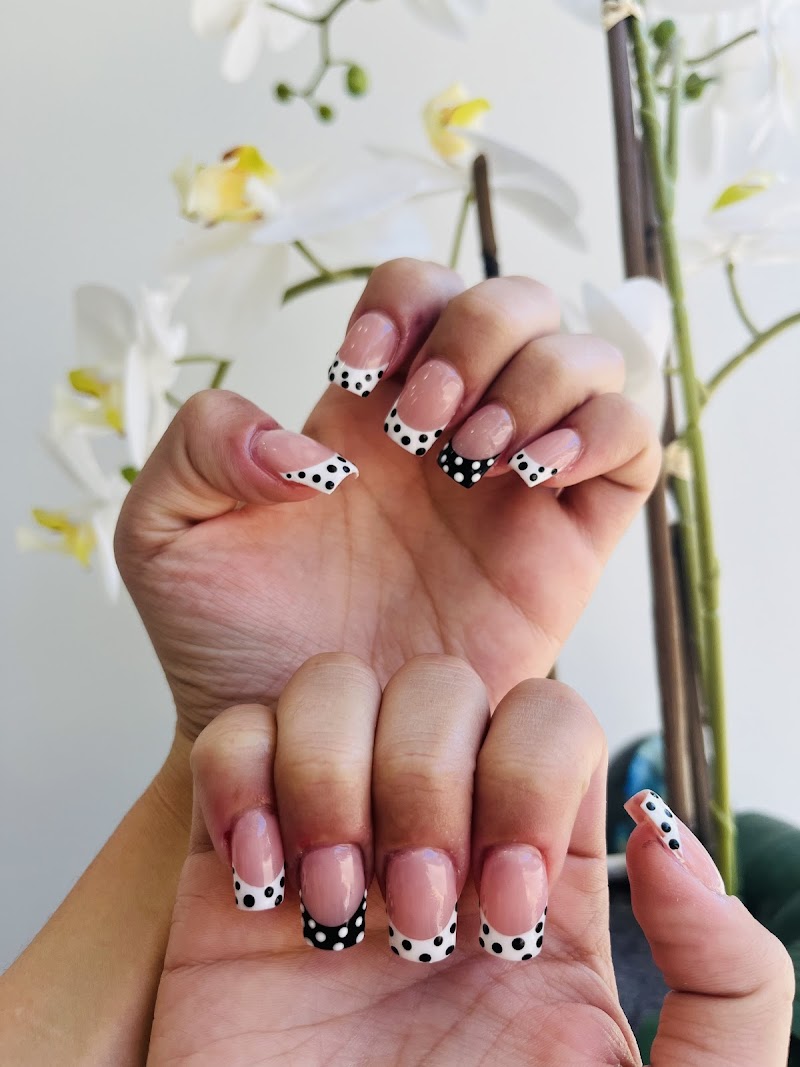 Nail Bar Too photo 5